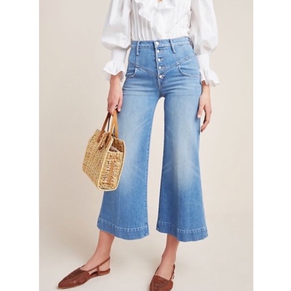 MOTHER Denim - MOTHER Swooner Roller Yoke Crop Flare Jean